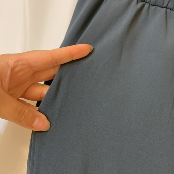 Lululemon On The Fly Pant 28" Blue Grey Size 4 - Picture 8 of 8